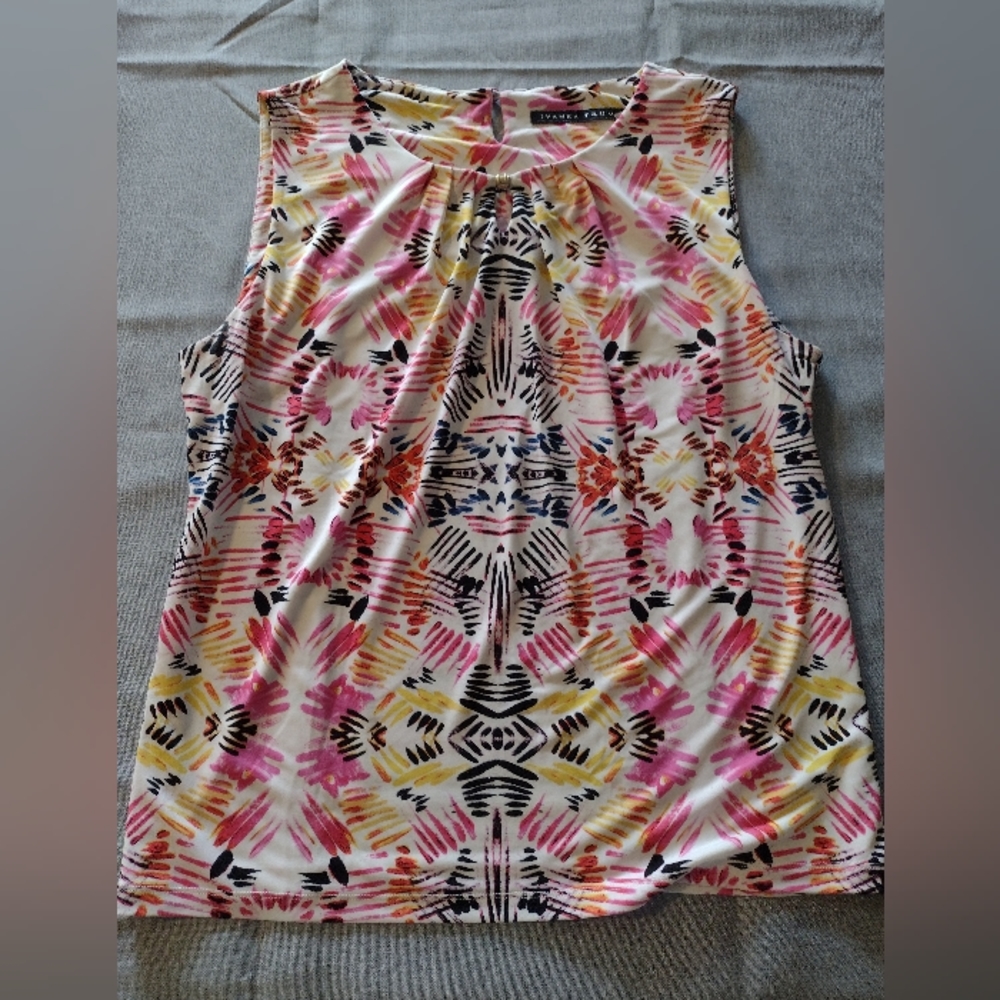 Sleeveless blouse